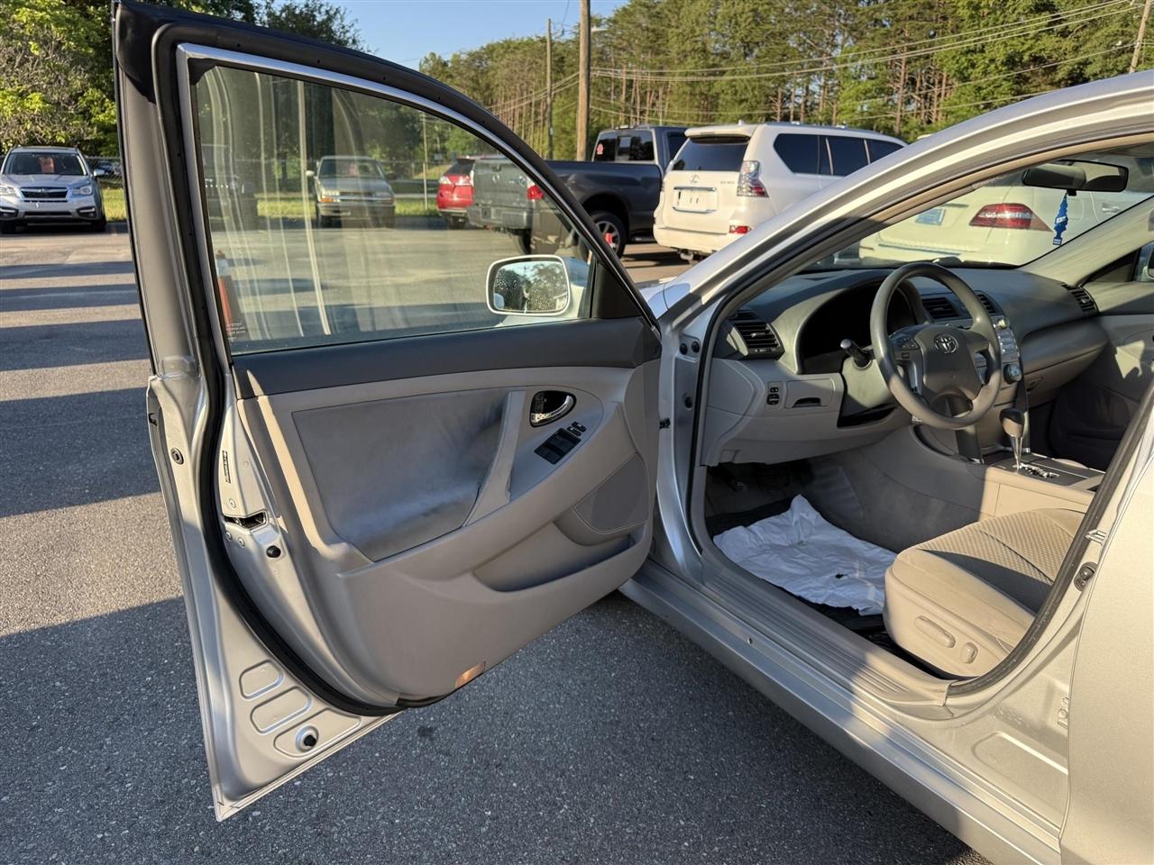 Toyota Camry  2009
