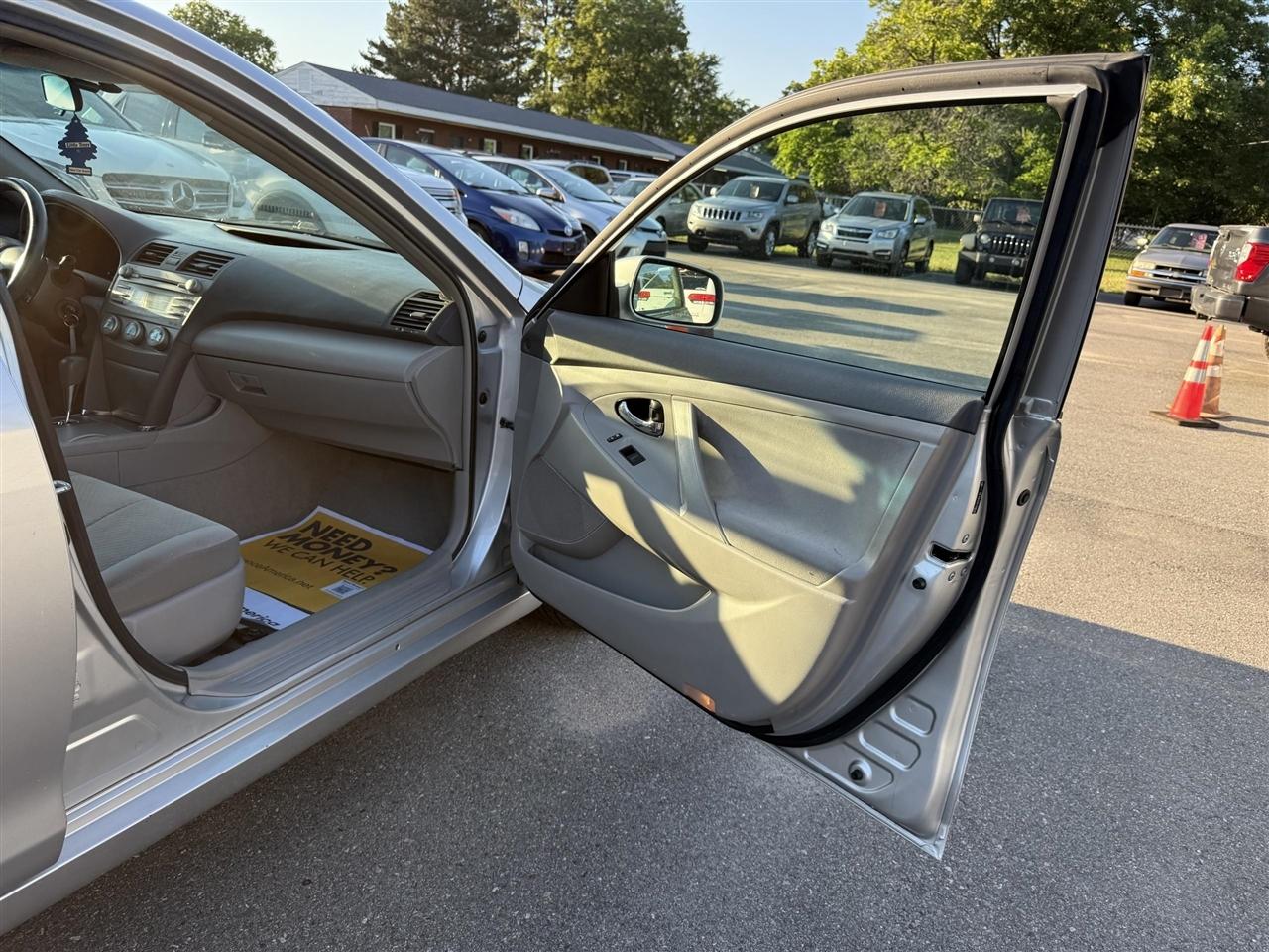 Toyota Camry  2009