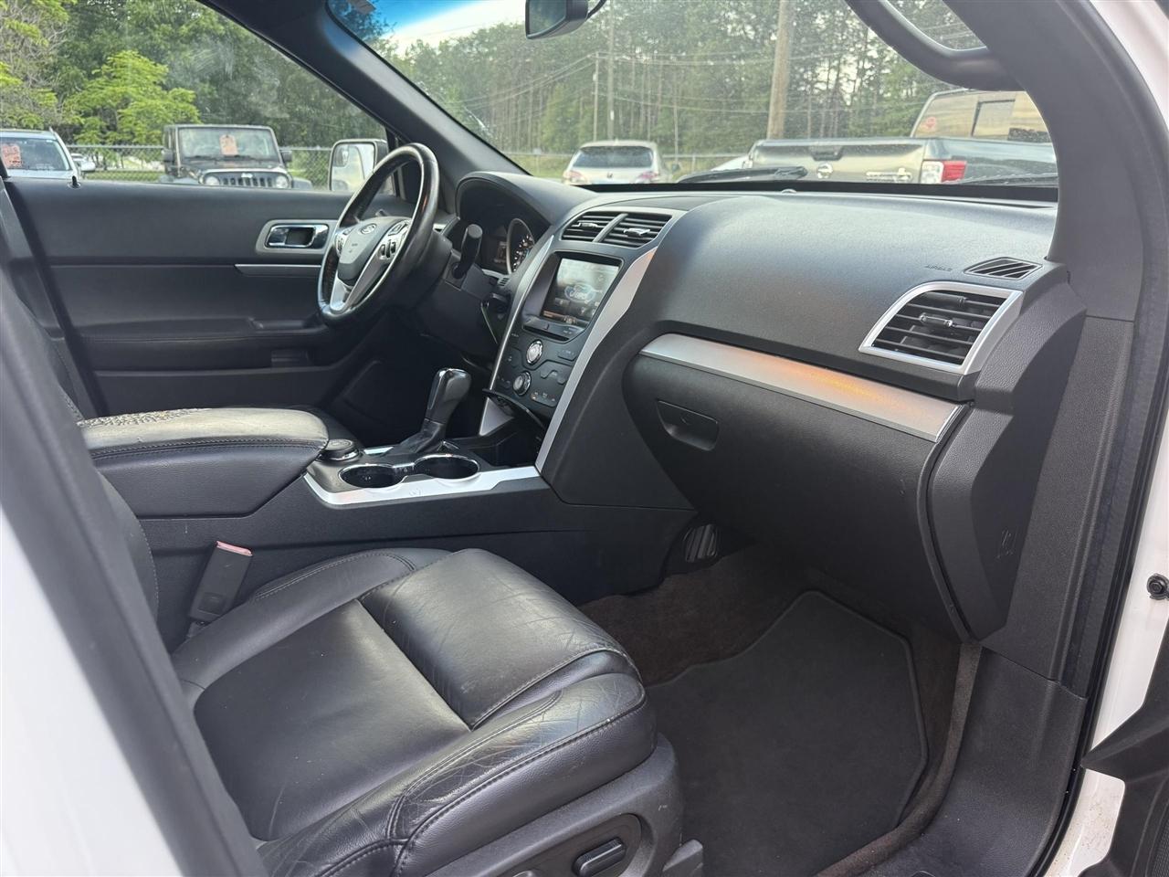 Ford Explorer  2015