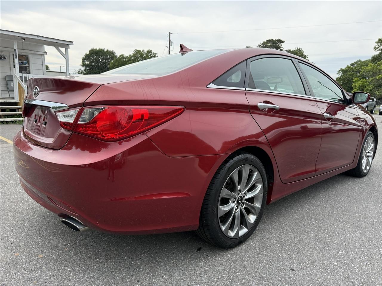 Hyundai Sonata  2011