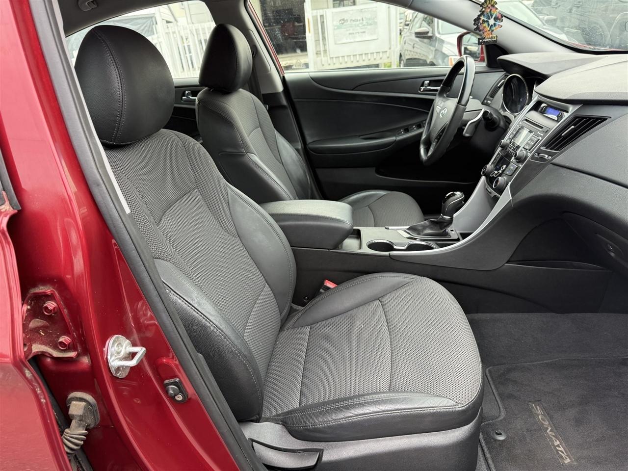 Hyundai Sonata  2011