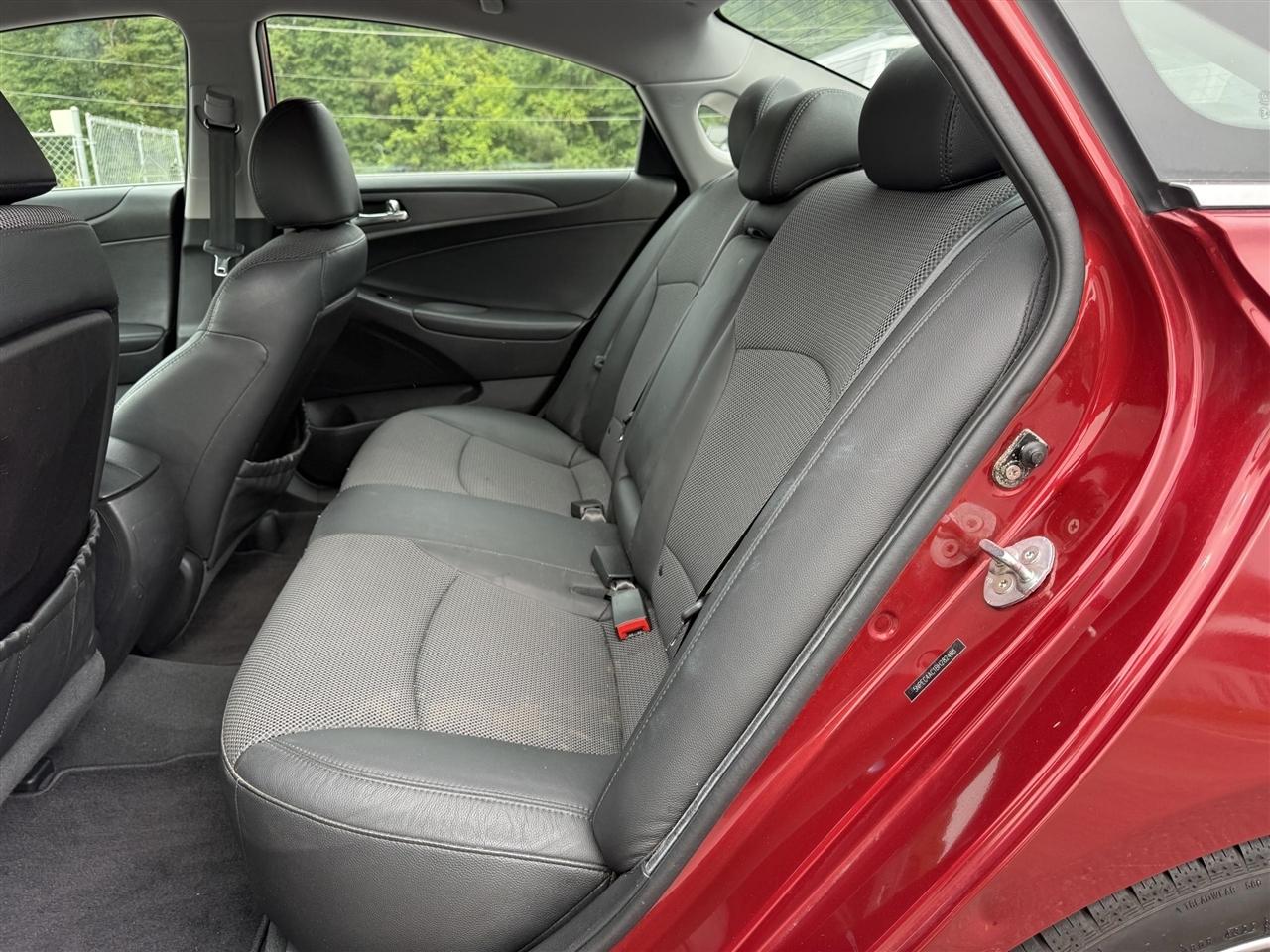 Hyundai Sonata  2011