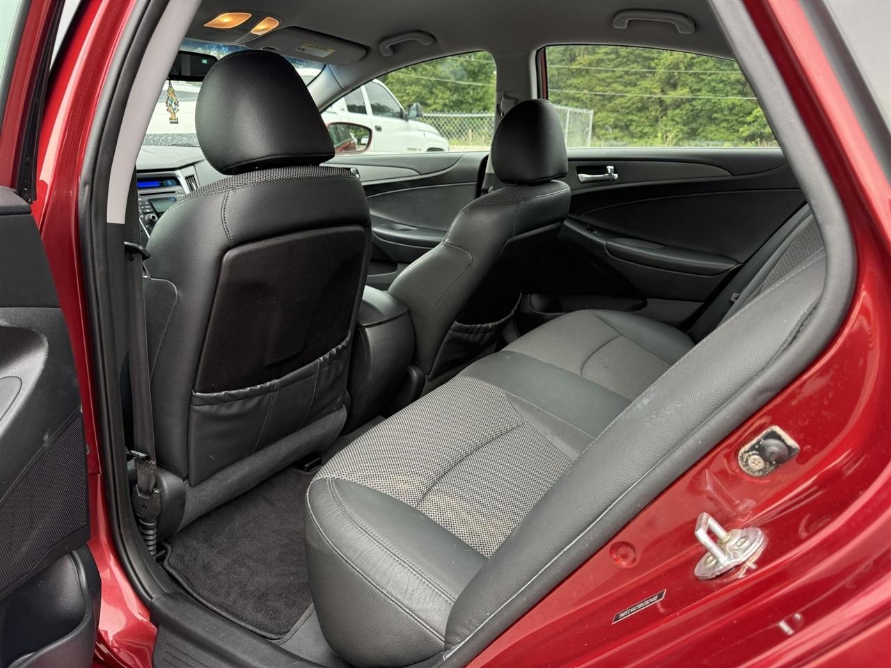Hyundai Sonata  2011