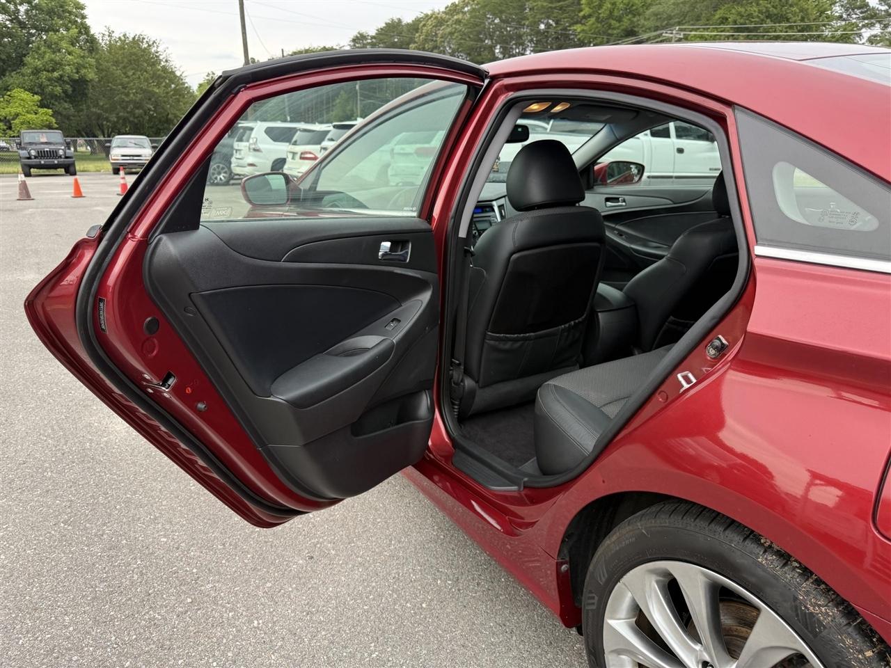 Hyundai Sonata  2011