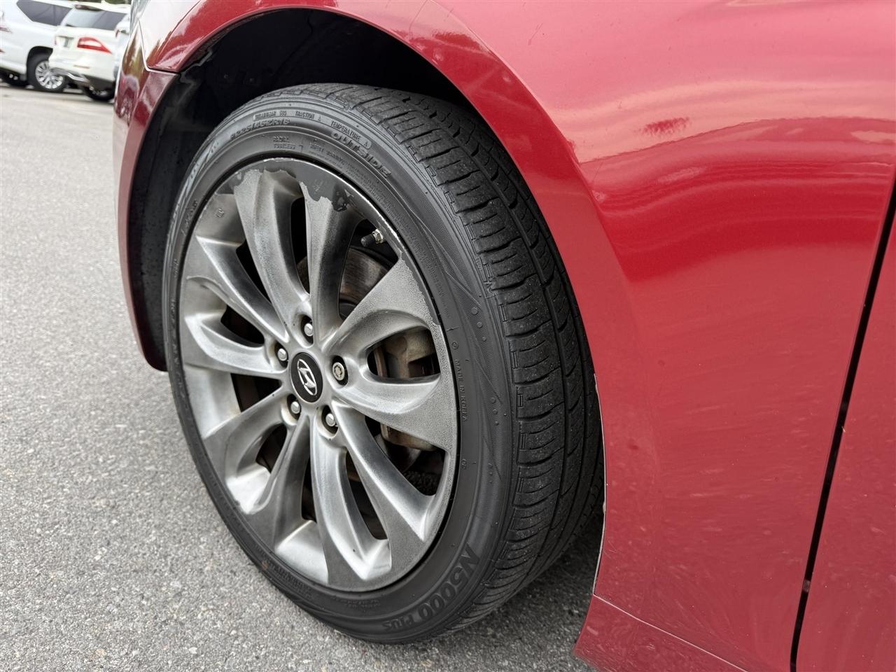 Hyundai Sonata  2011