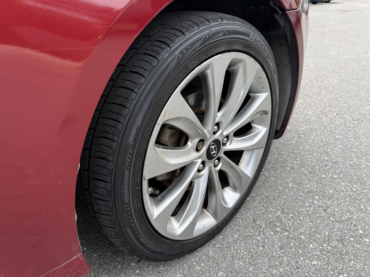 Hyundai Sonata  2011