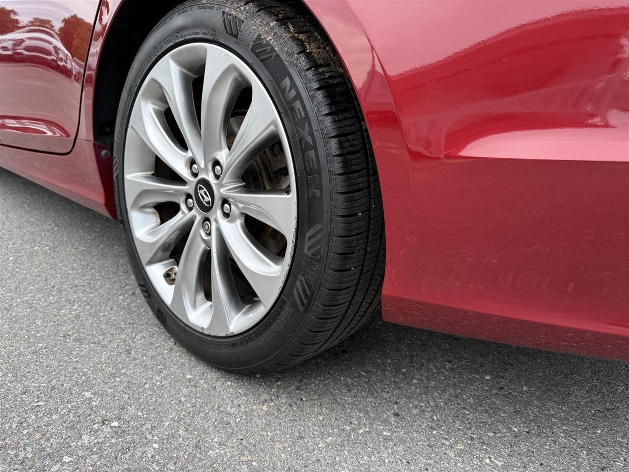 Hyundai Sonata  2011
