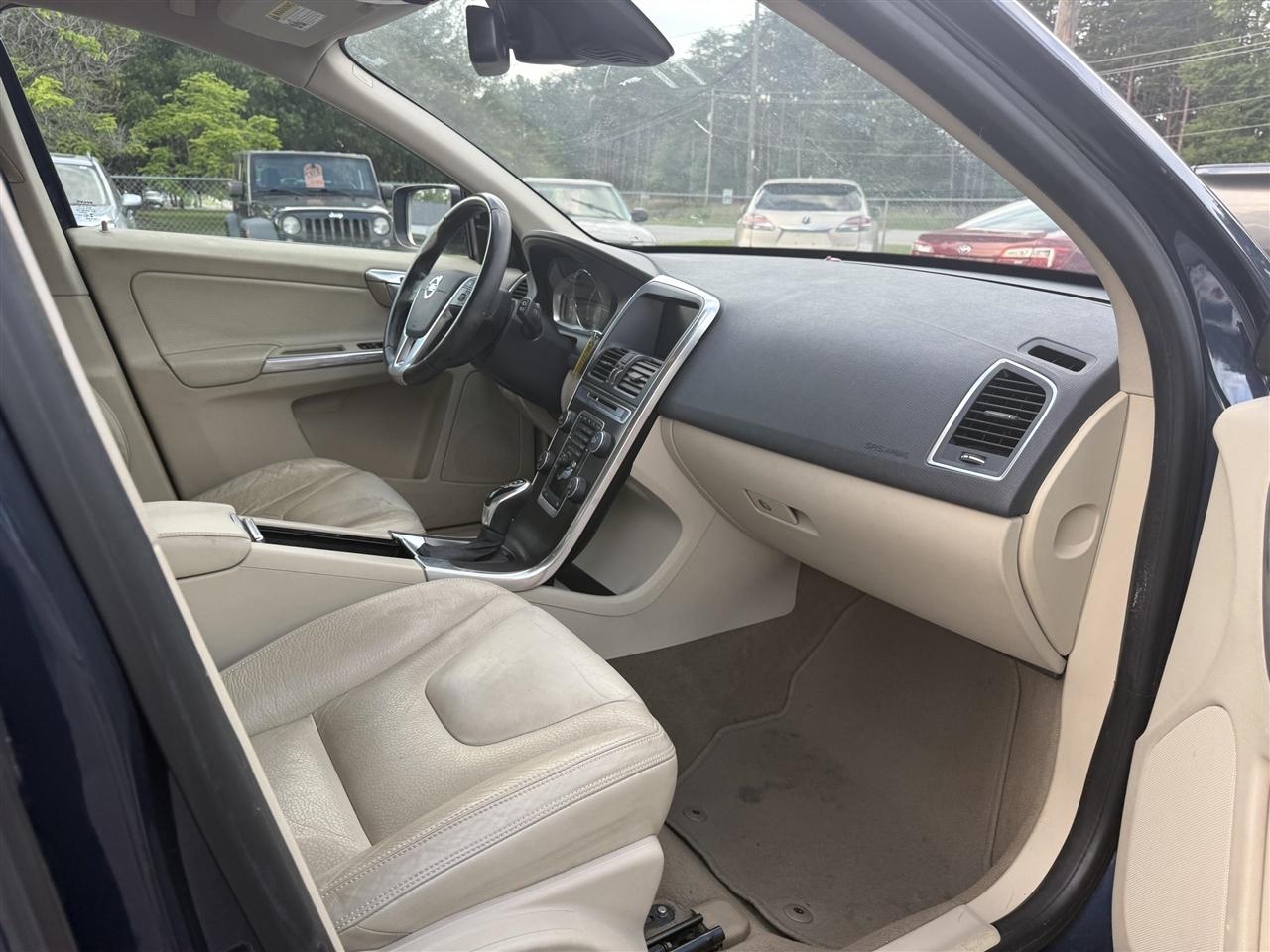 Volvo XC60  2014