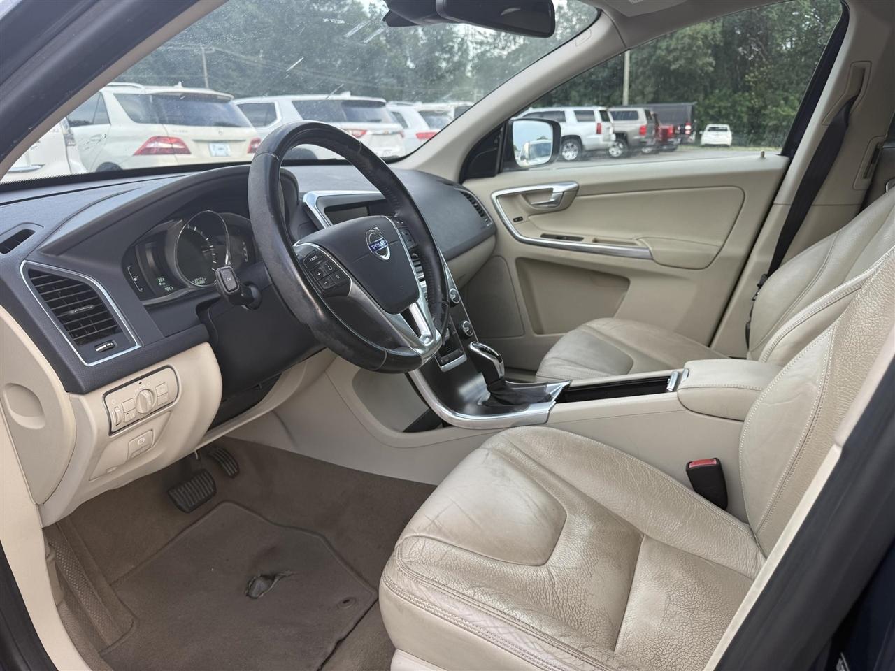 Volvo XC60  2014