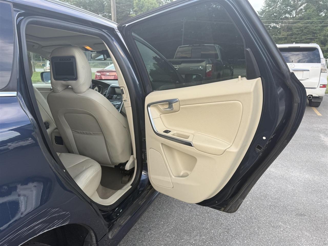 Volvo XC60  2014