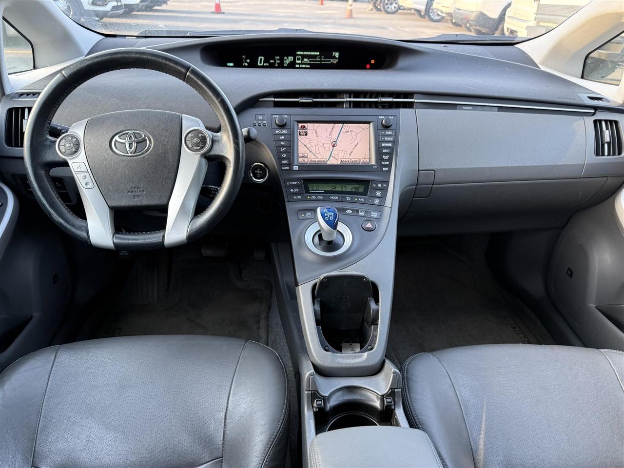 Toyota Prius  2010