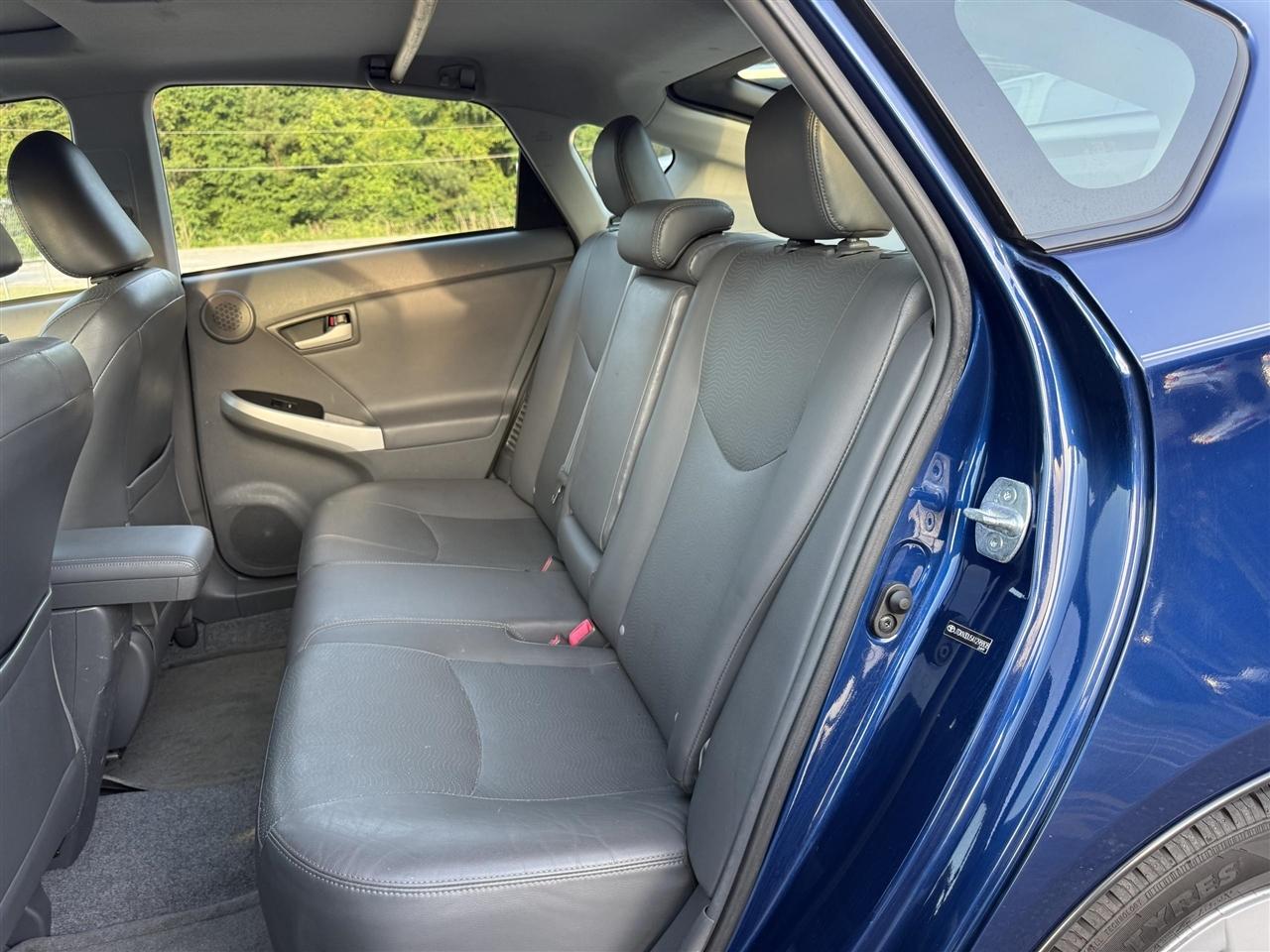 Toyota Prius  2010