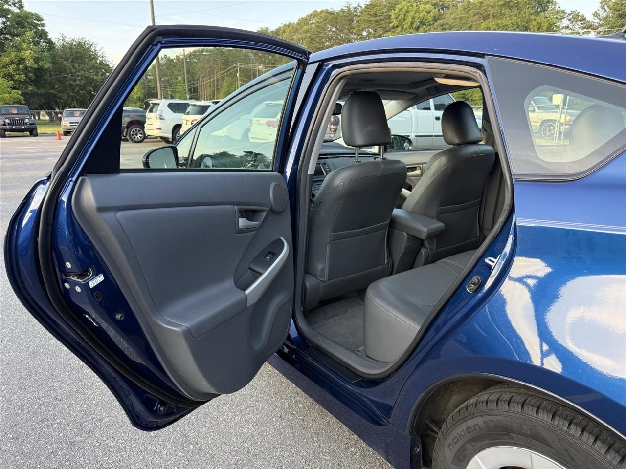 Toyota Prius  2010