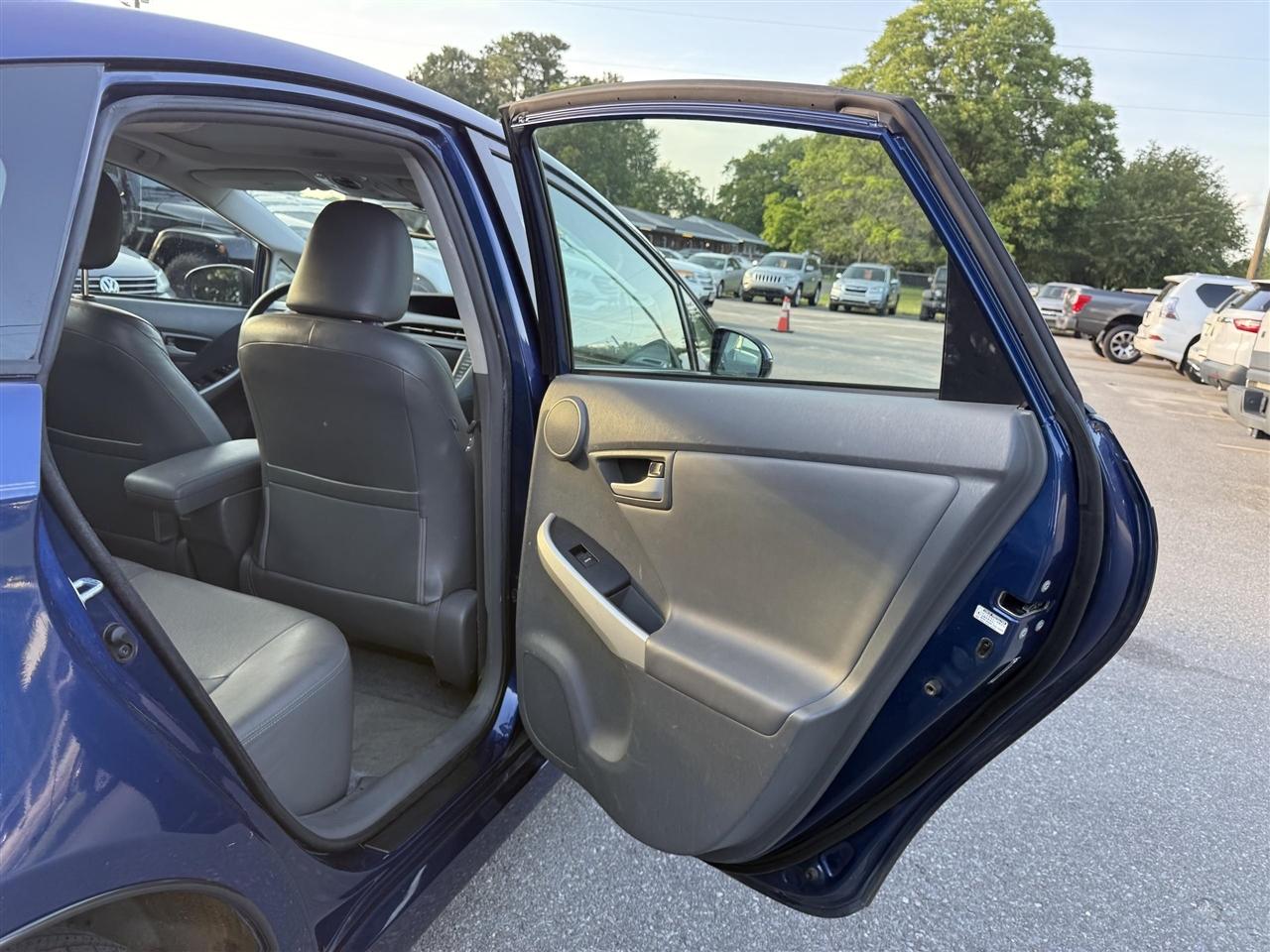 Toyota Prius  2010