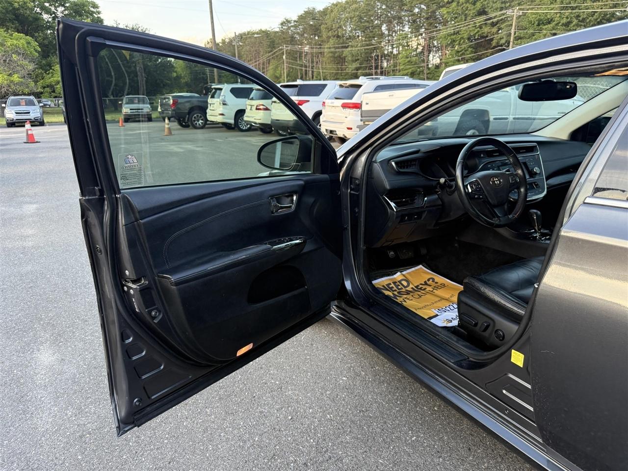Toyota Avalon  2016