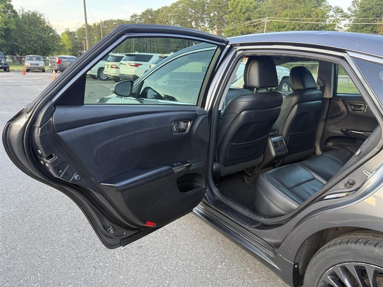 Toyota Avalon  2016