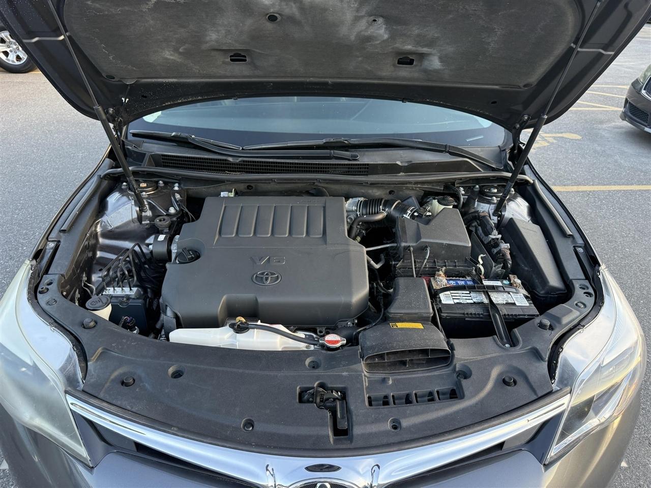Toyota Avalon  2016