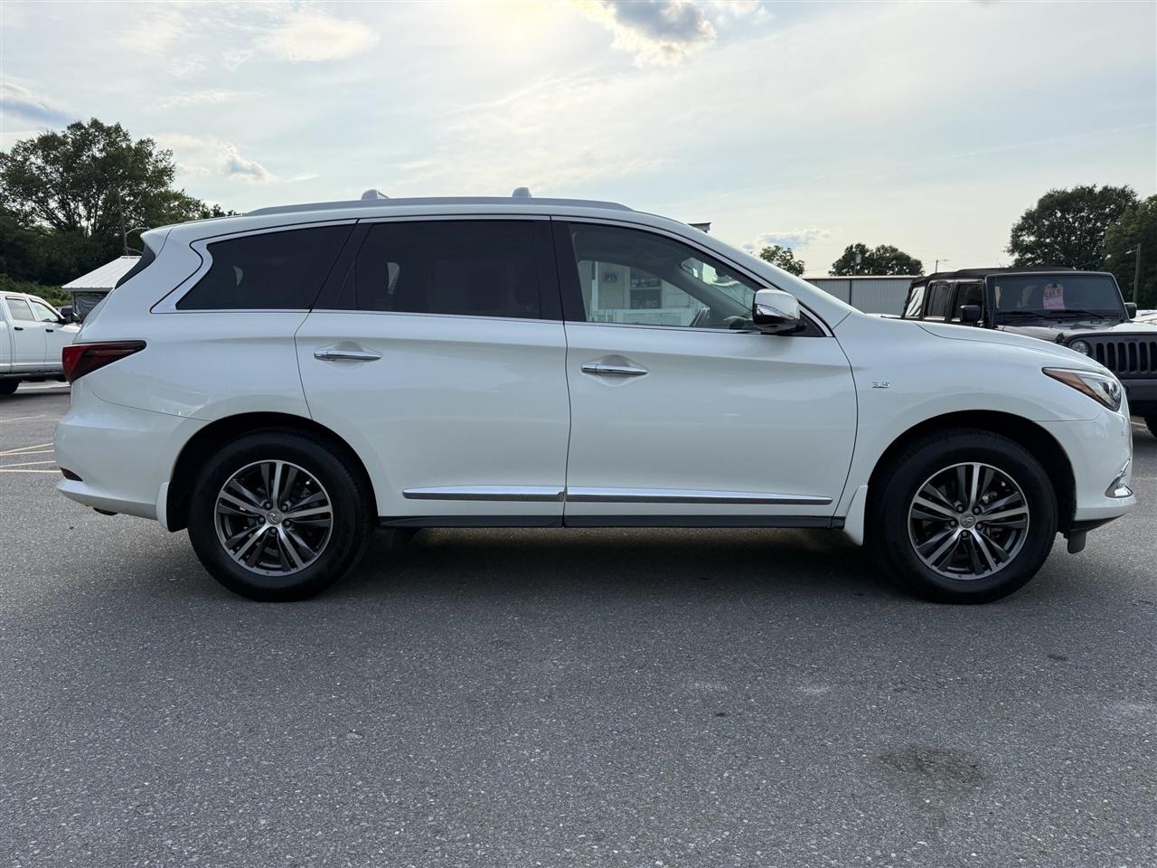 Infiniti QX60  2017