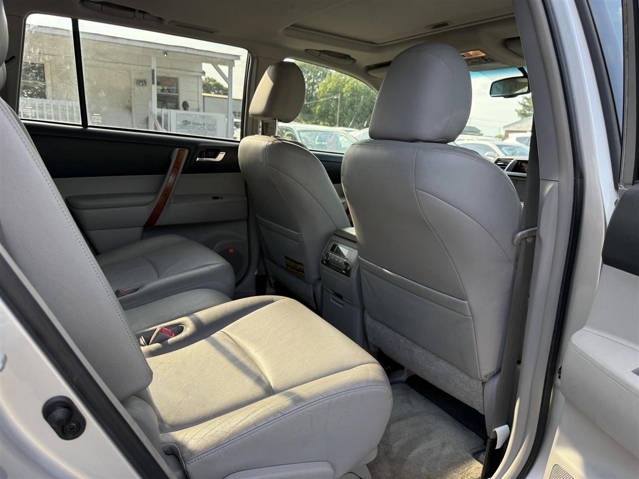 Toyota Highlander  2008
