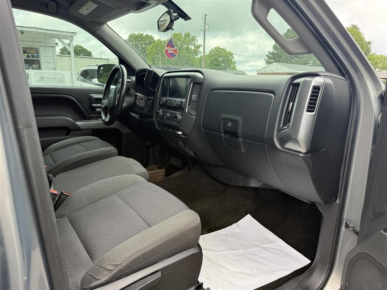 Chevrolet Silverado 1500  2017