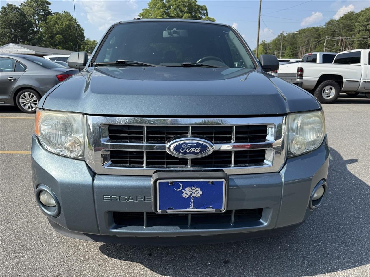 Ford Escape  2010