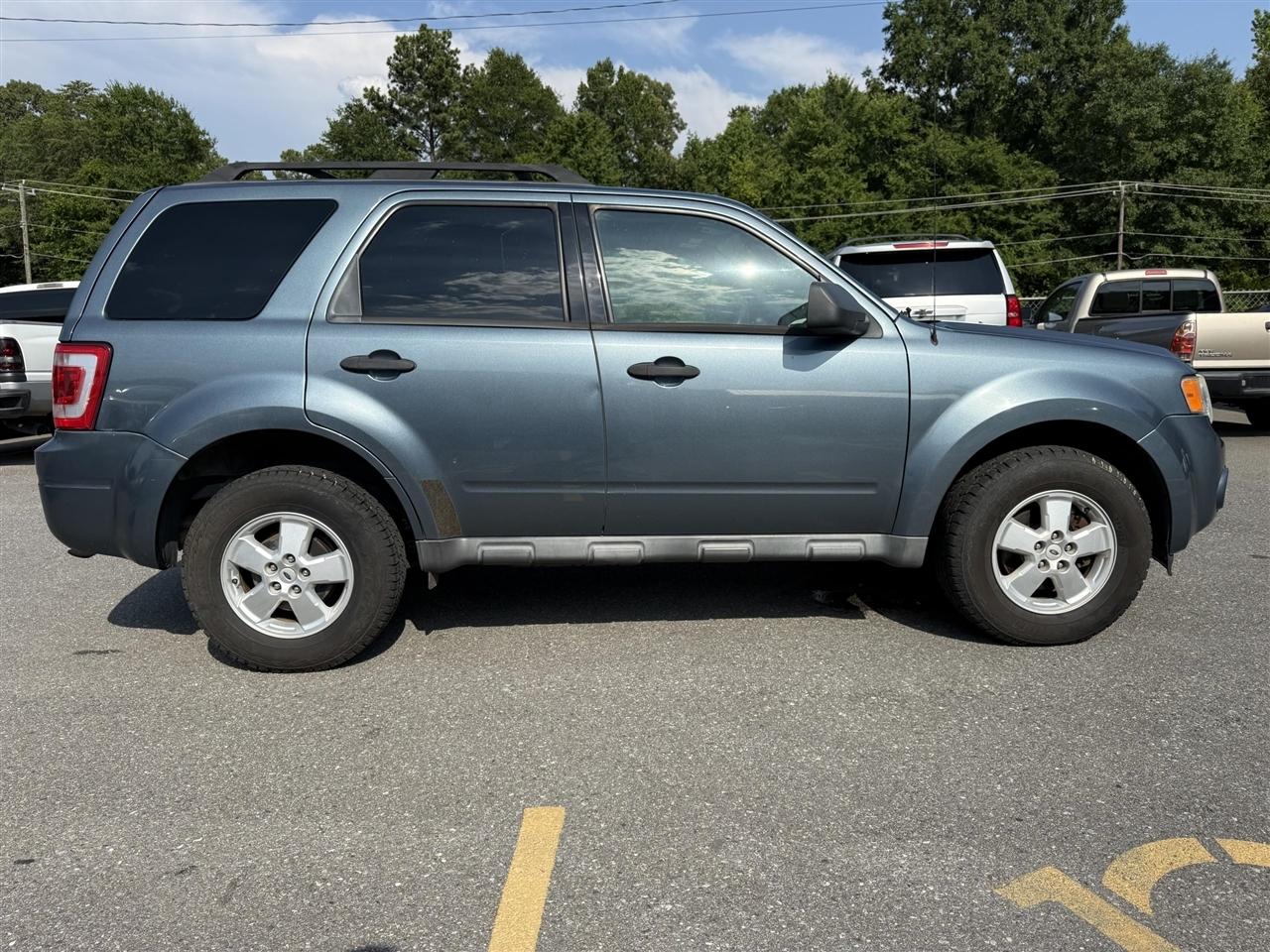 Ford Escape  2010