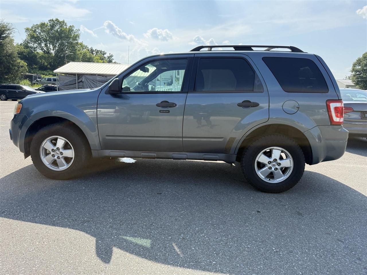 Ford Escape  2010
