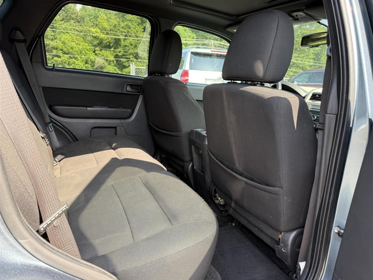 Ford Escape  2010