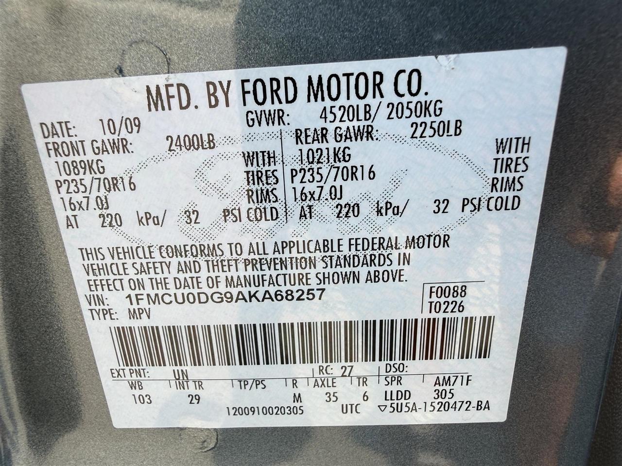Ford Escape  2010