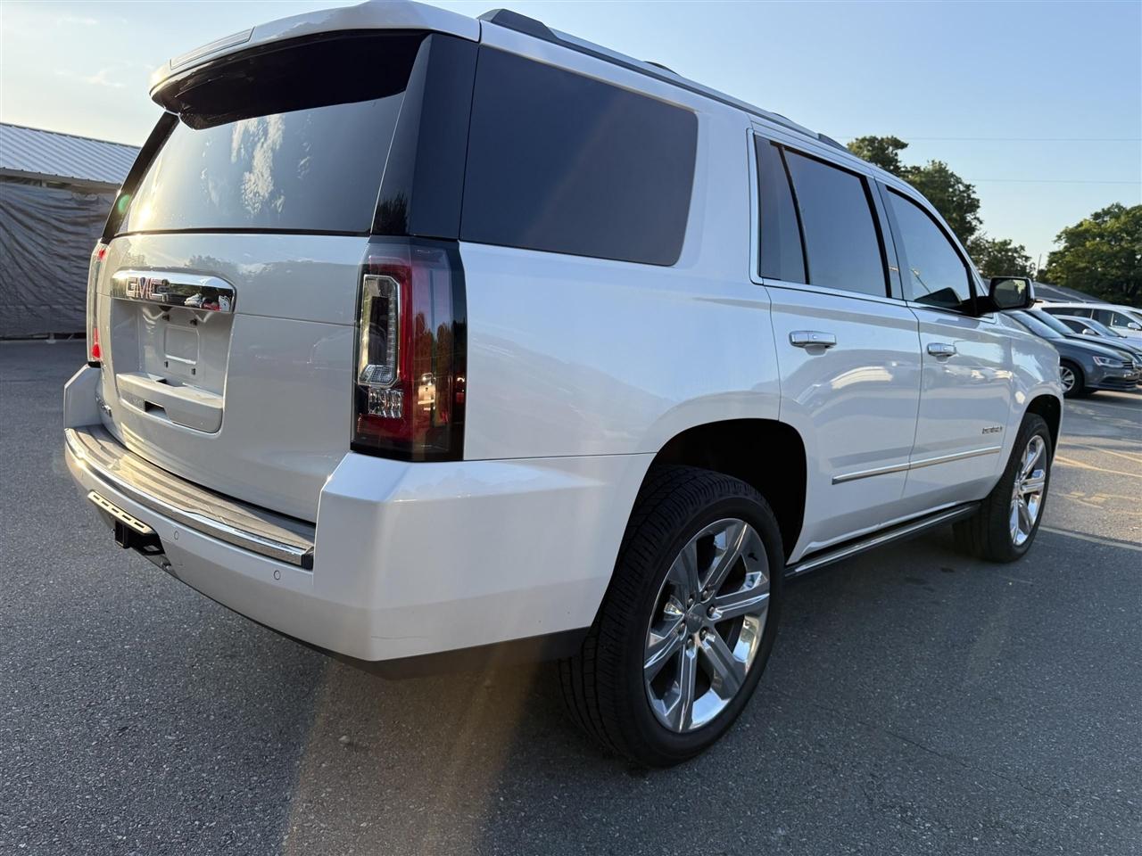 GMC Yukon Denali  2017