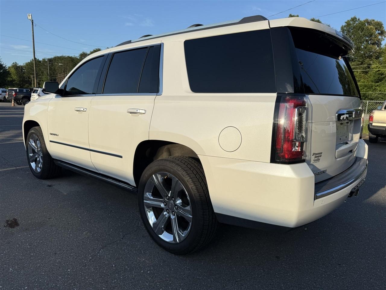GMC Yukon Denali  2017