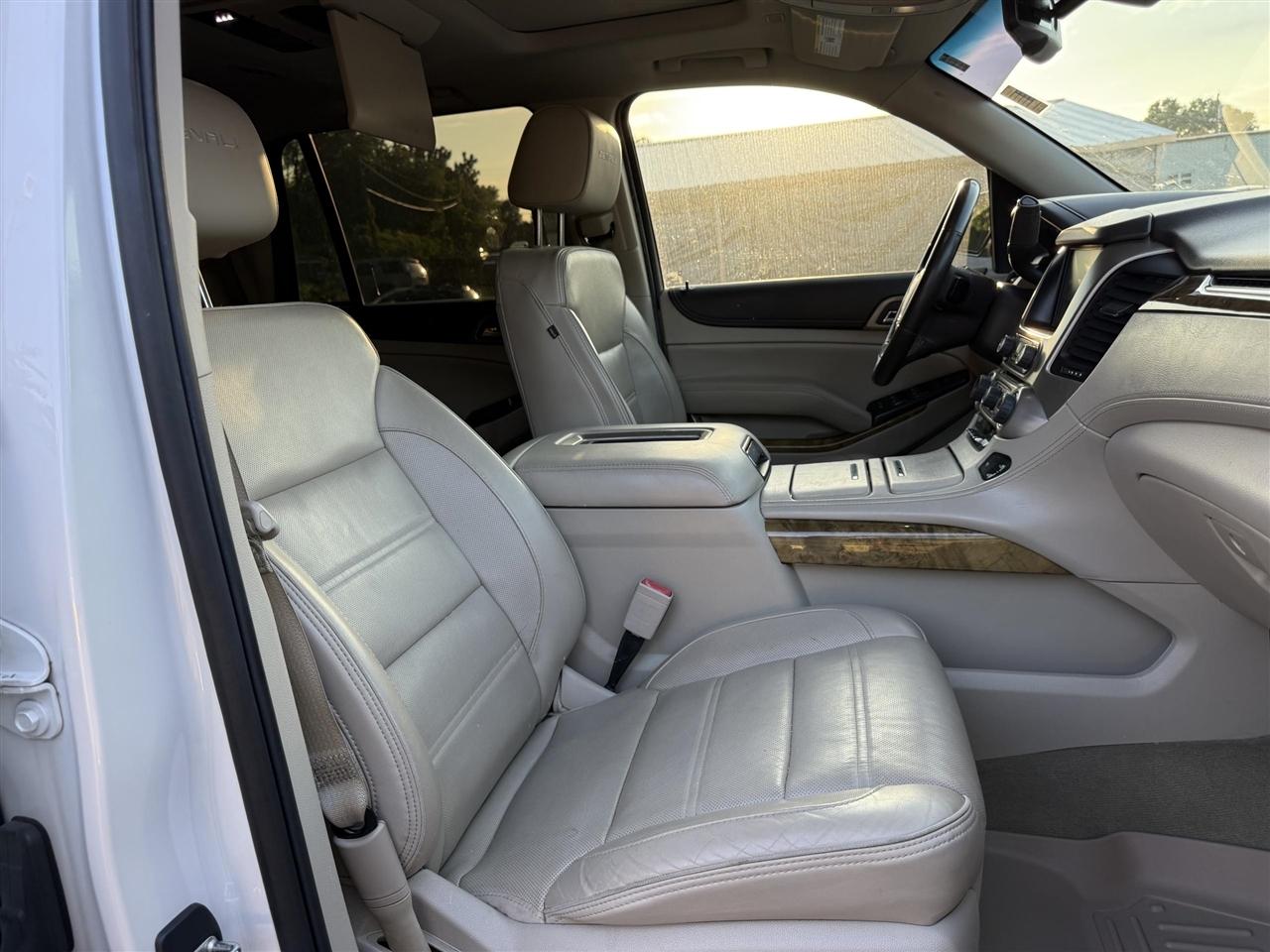 GMC Yukon Denali  2017