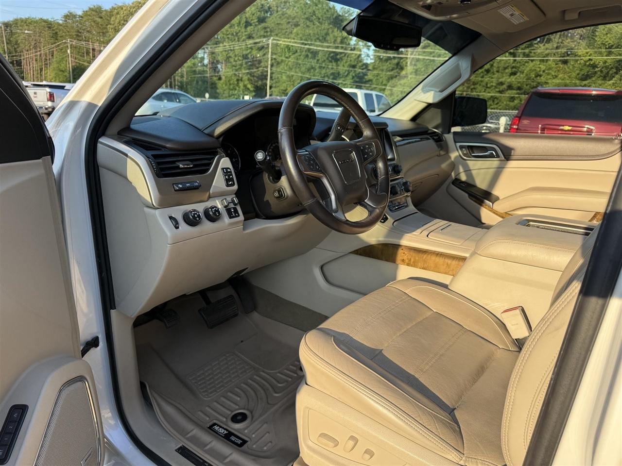 GMC Yukon Denali  2017