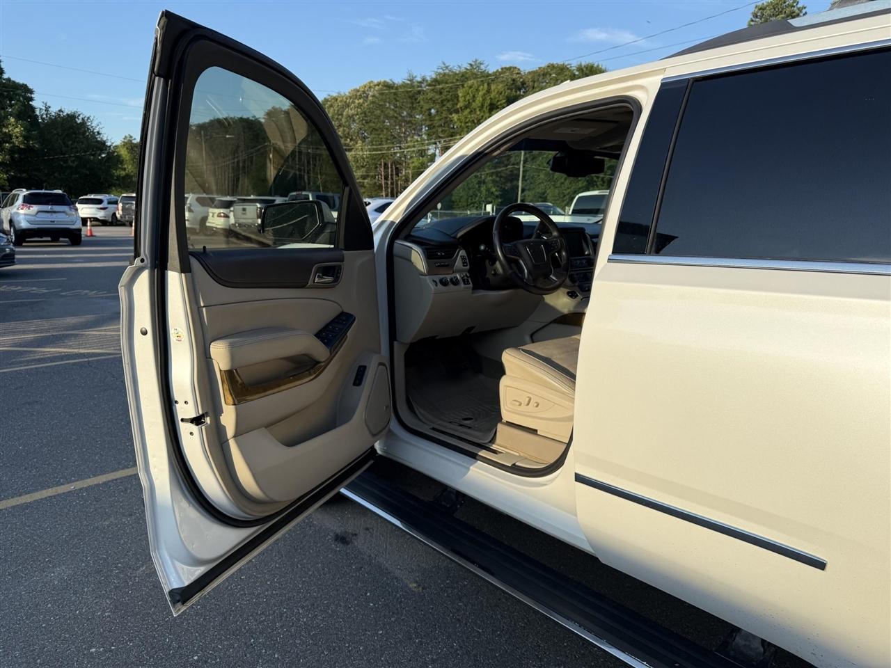 GMC Yukon Denali  2017