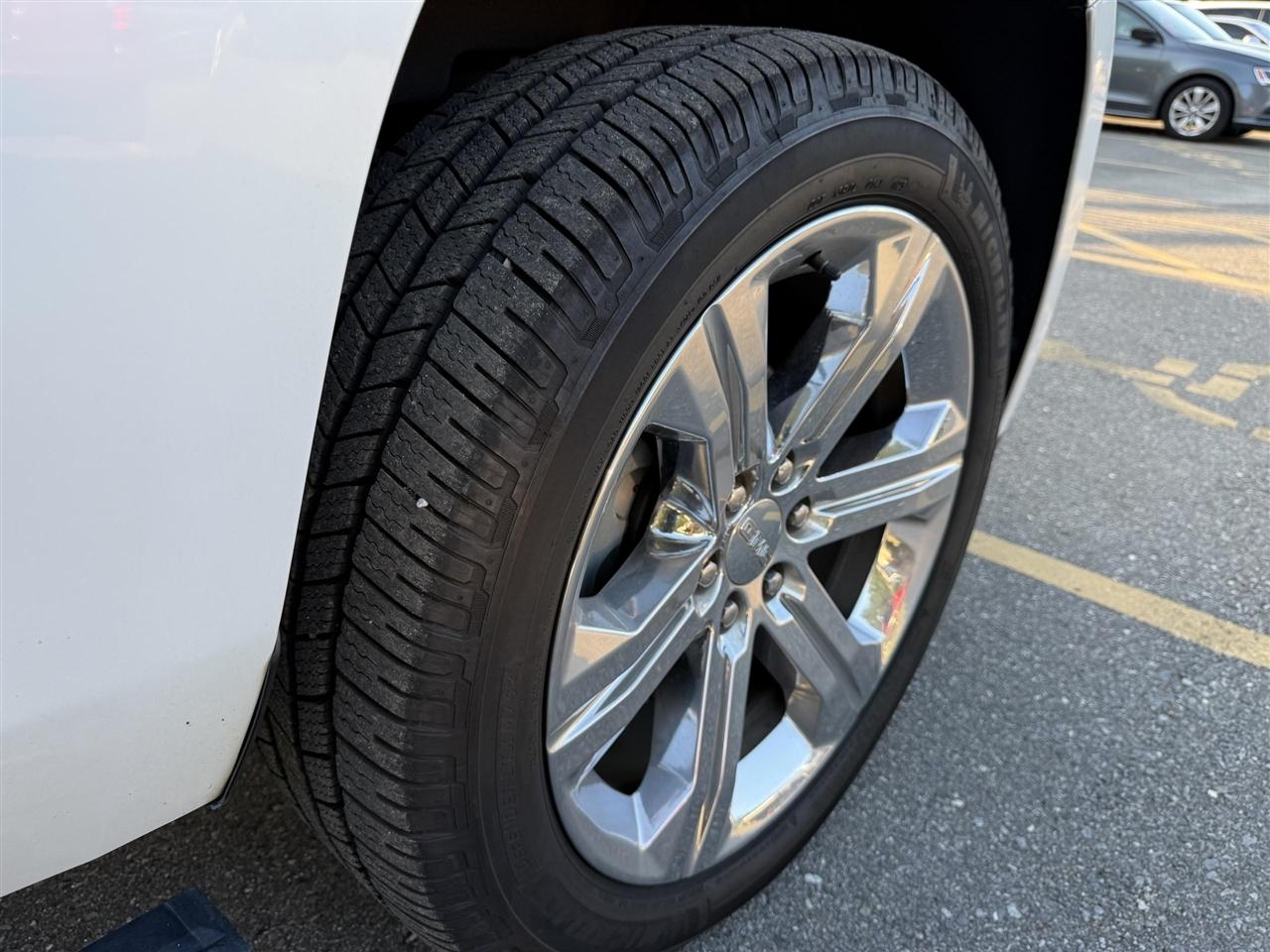 GMC Yukon Denali  2017