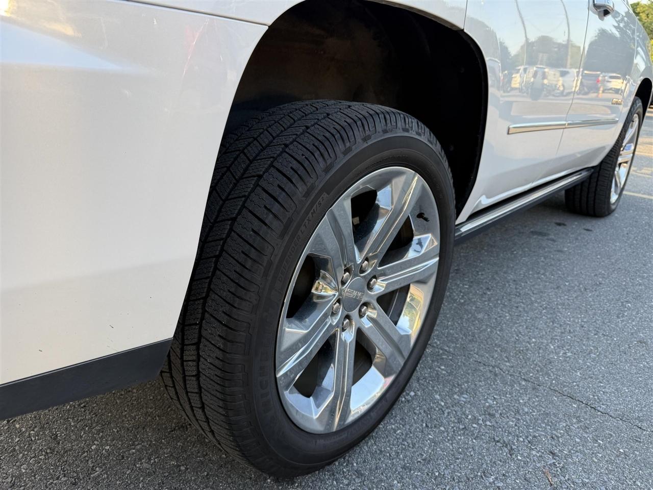 GMC Yukon Denali  2017