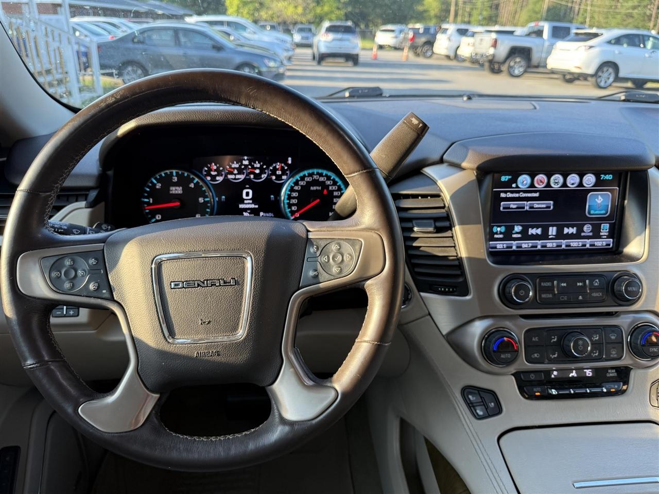 GMC Yukon Denali  2017
