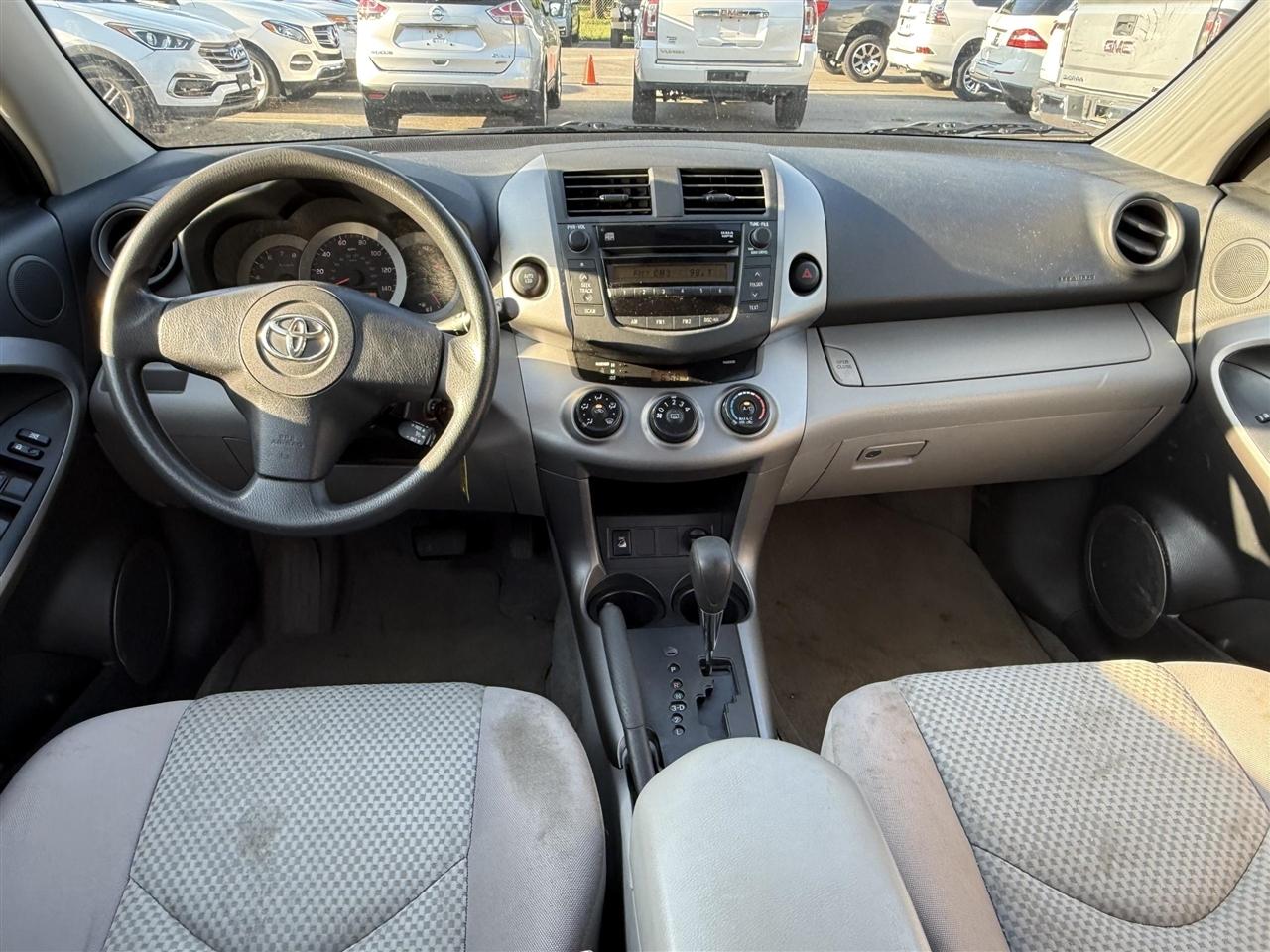 Toyota RAV4  2008