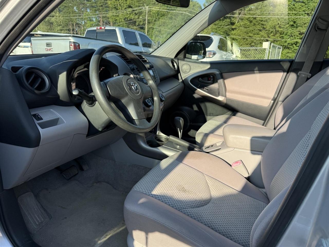 Toyota RAV4  2008