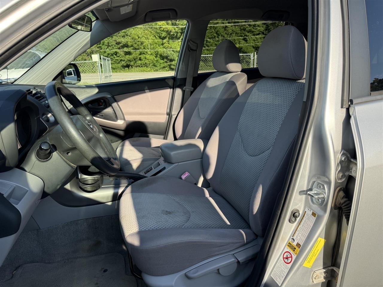 Toyota RAV4  2008
