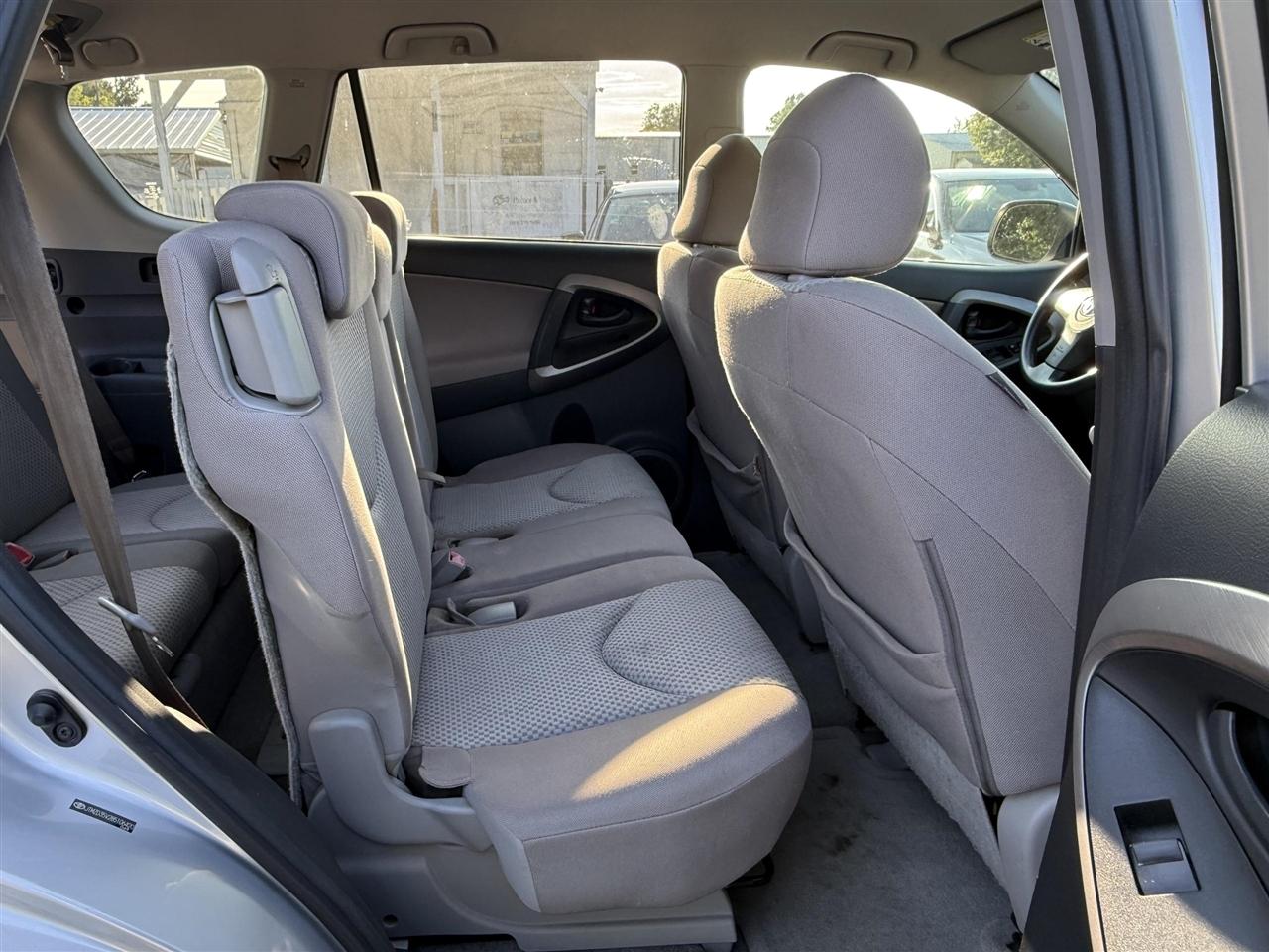 Toyota RAV4  2008