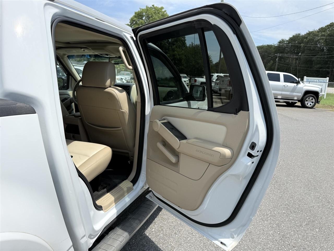 Ford Explorer Sport Trac  2007