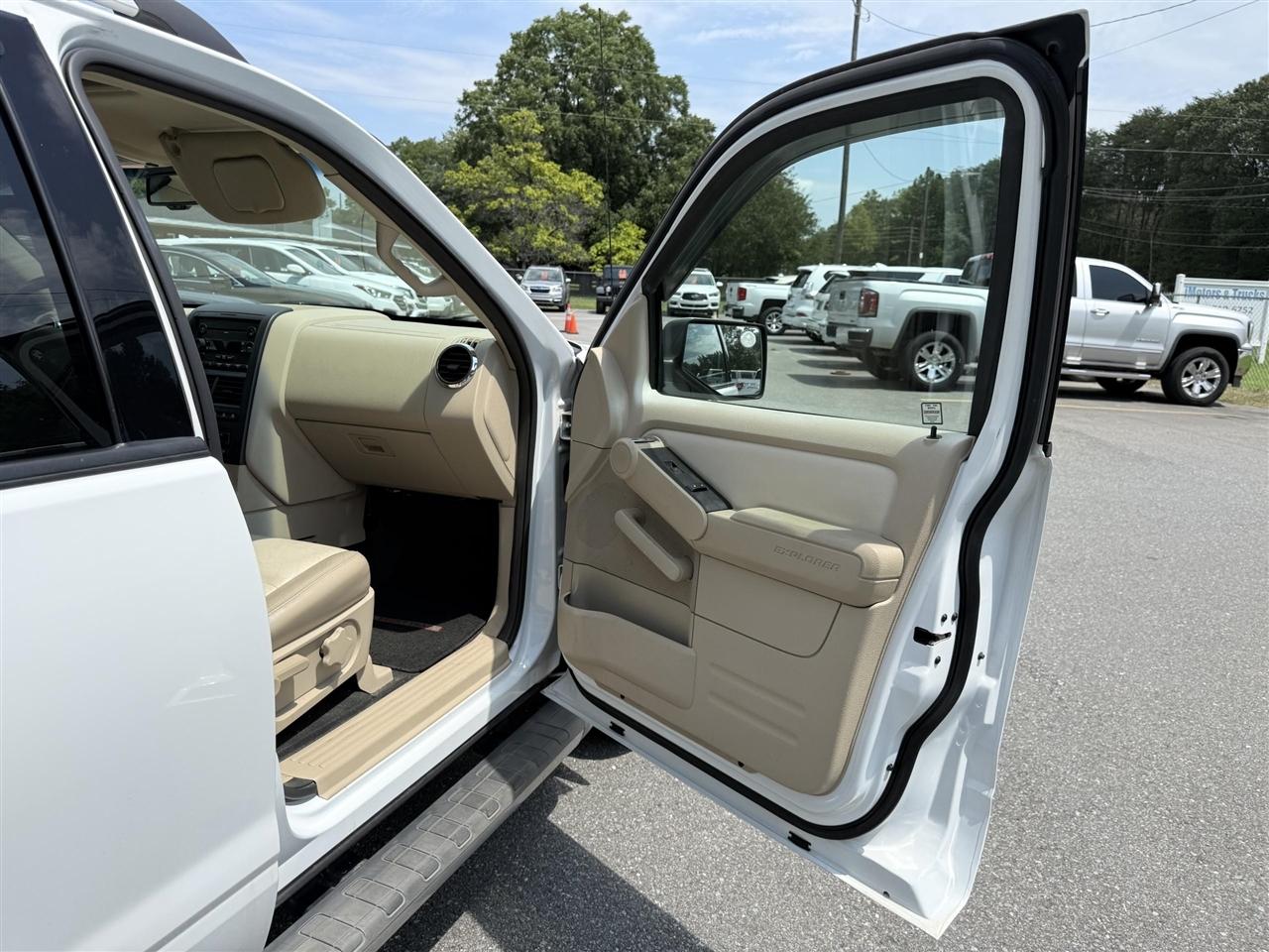 Ford Explorer Sport Trac  2007