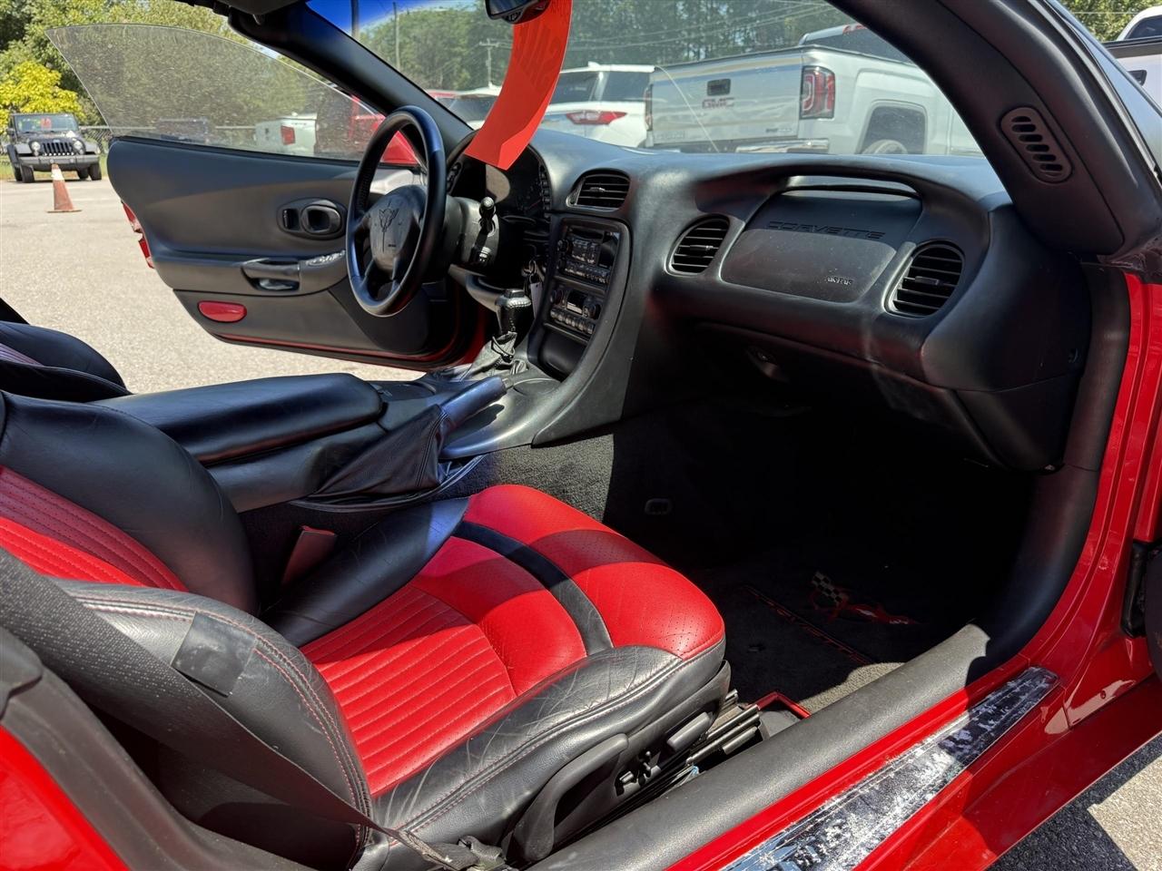 Chevrolet Corvette  2002