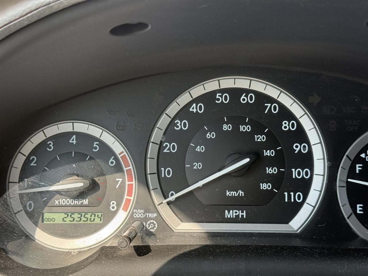 Toyota Sienna  2005