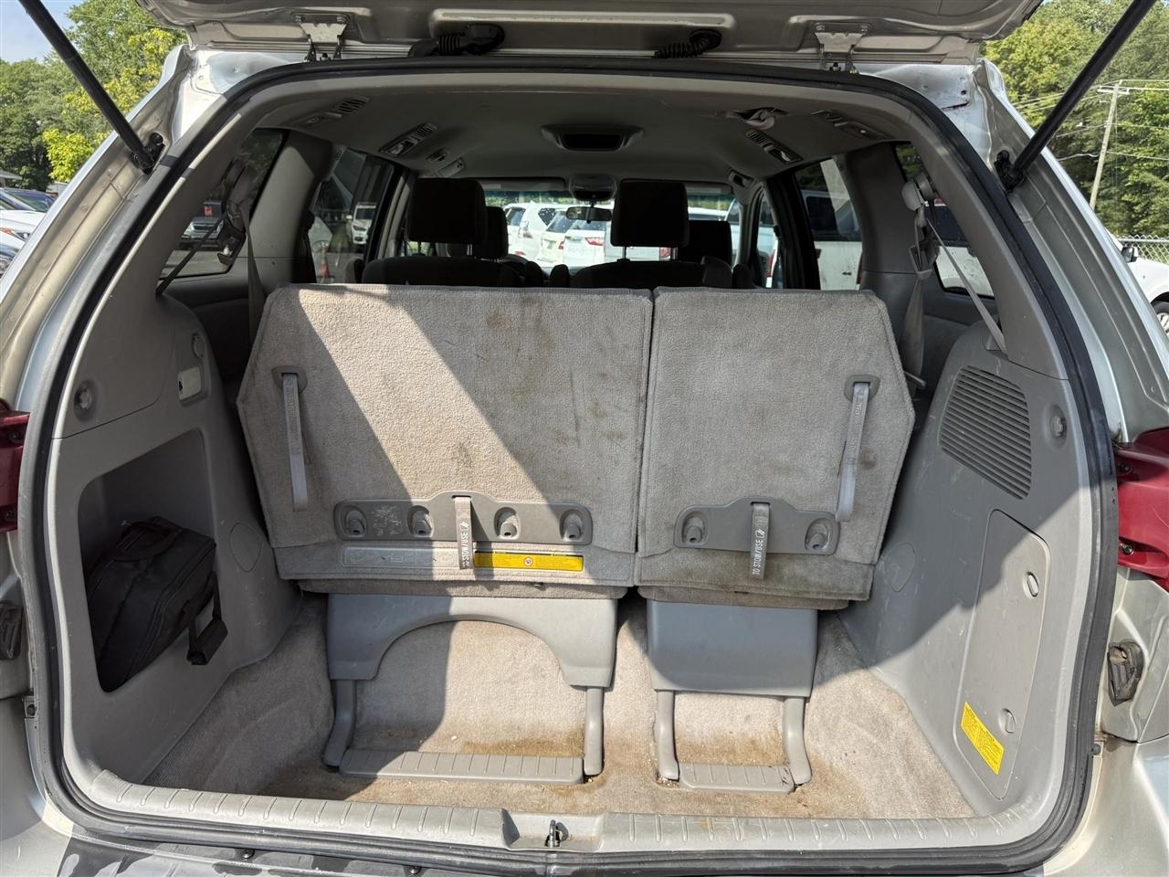 Toyota Sienna  2005