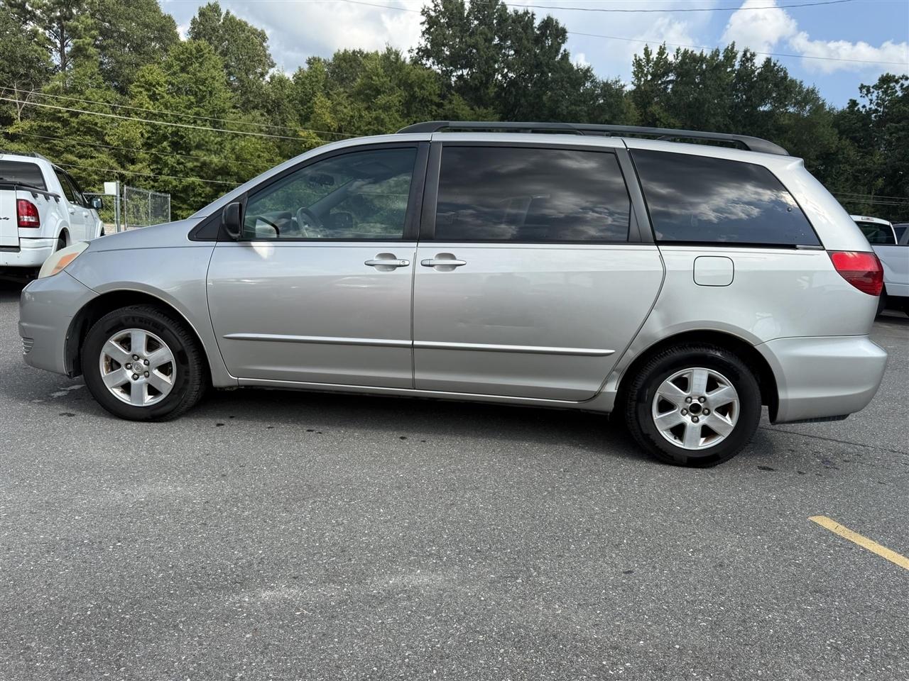 Toyota Sienna  2005