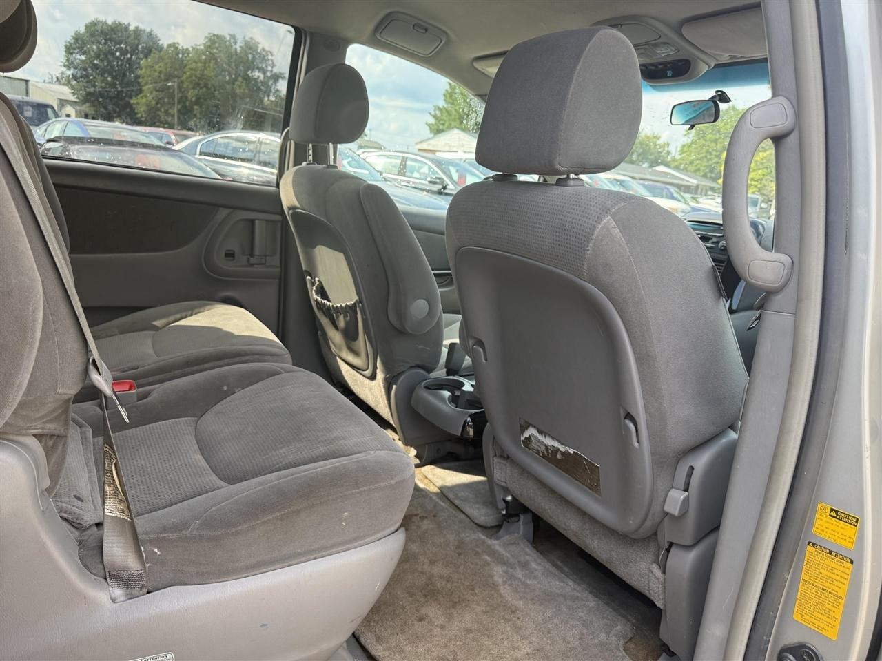 Toyota Sienna  2005