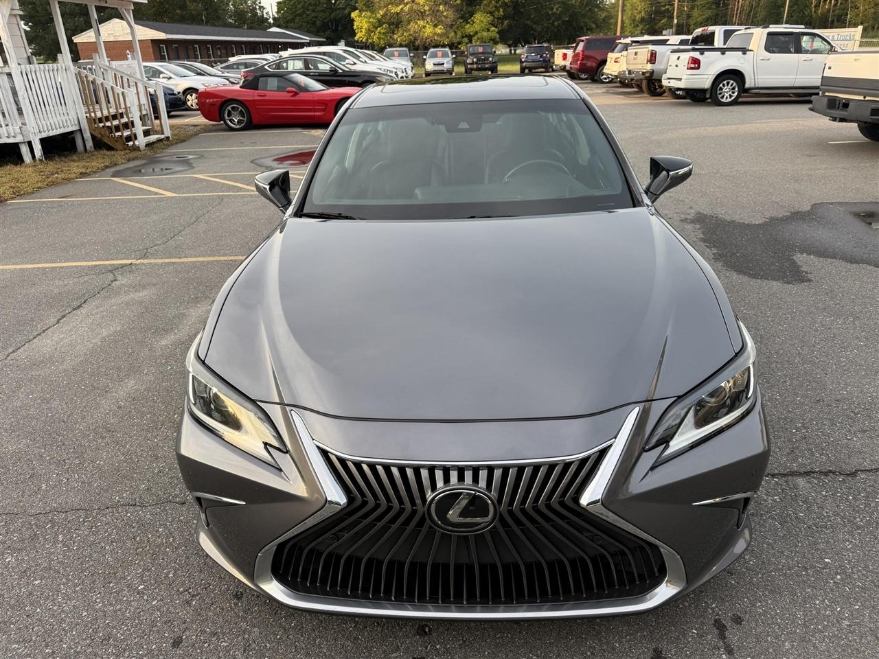 Lexus ES 350  2019
