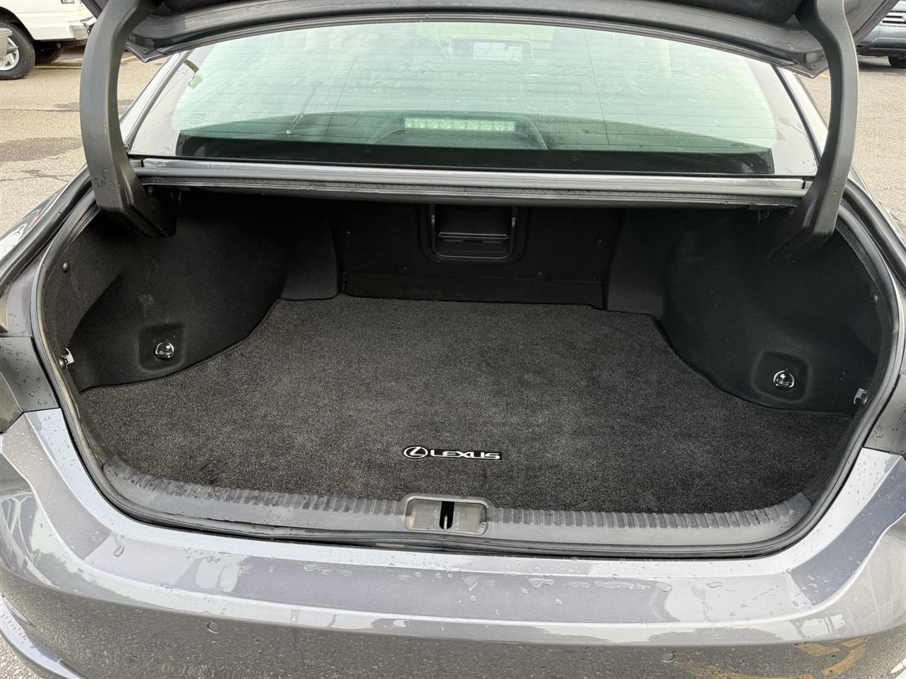 Lexus ES 350  2019